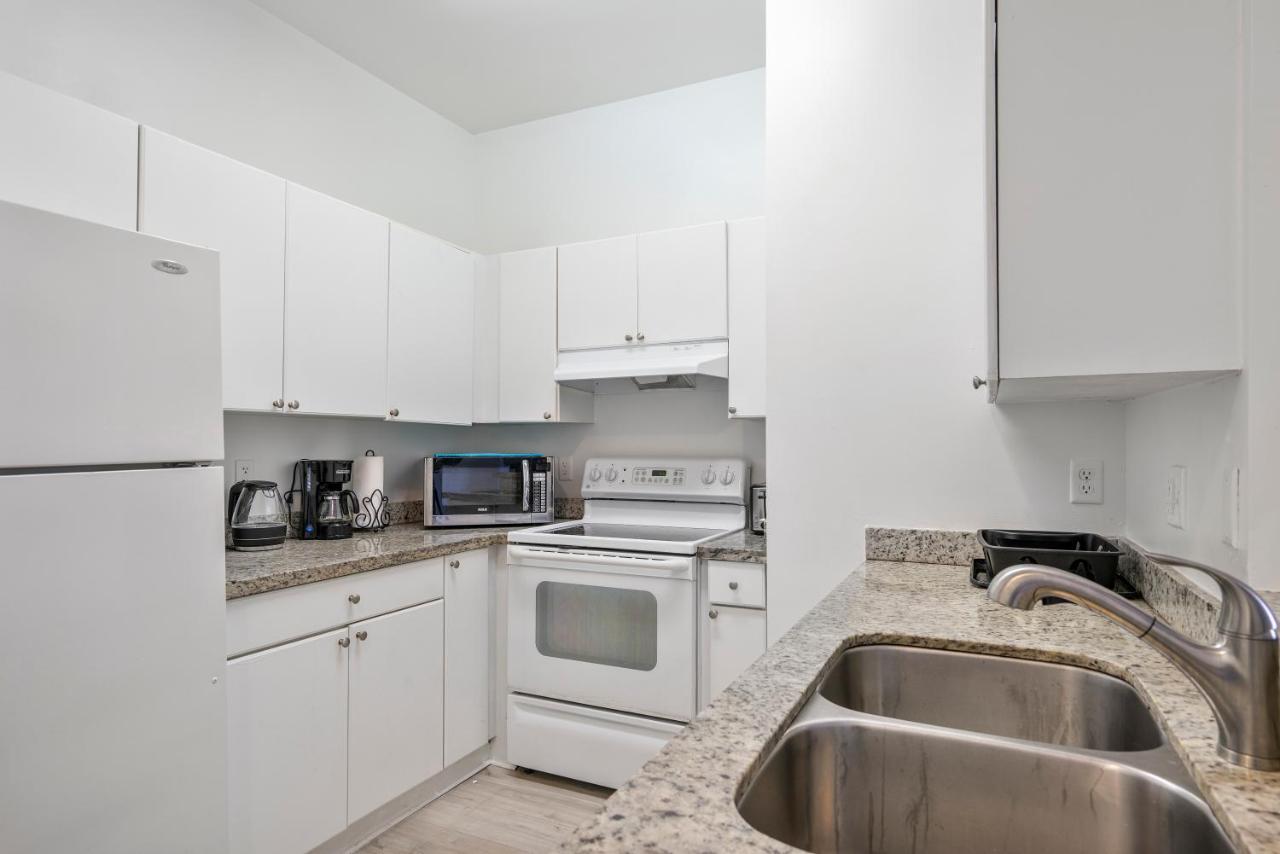 Airport Getaway Apartment Miami Luaran gambar