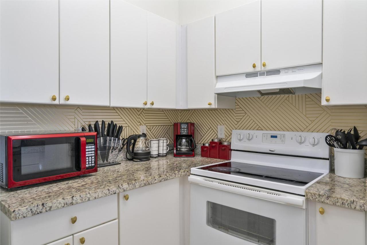 Airport Getaway Apartment Miami Luaran gambar