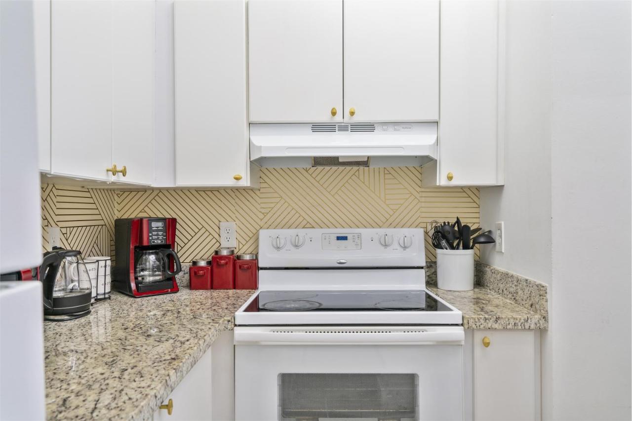 Airport Getaway Apartment Miami Luaran gambar