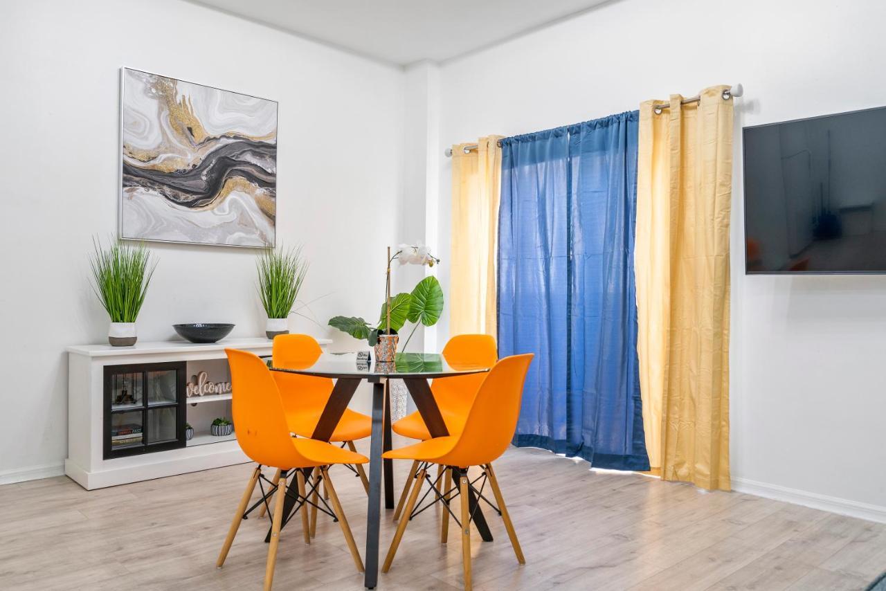 Airport Getaway Apartment Miami Luaran gambar