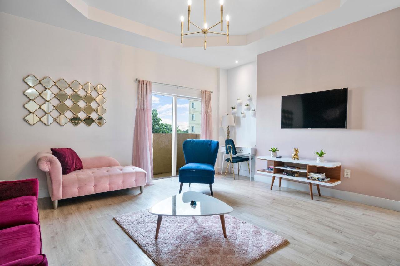 Airport Getaway Apartment Miami Luaran gambar
