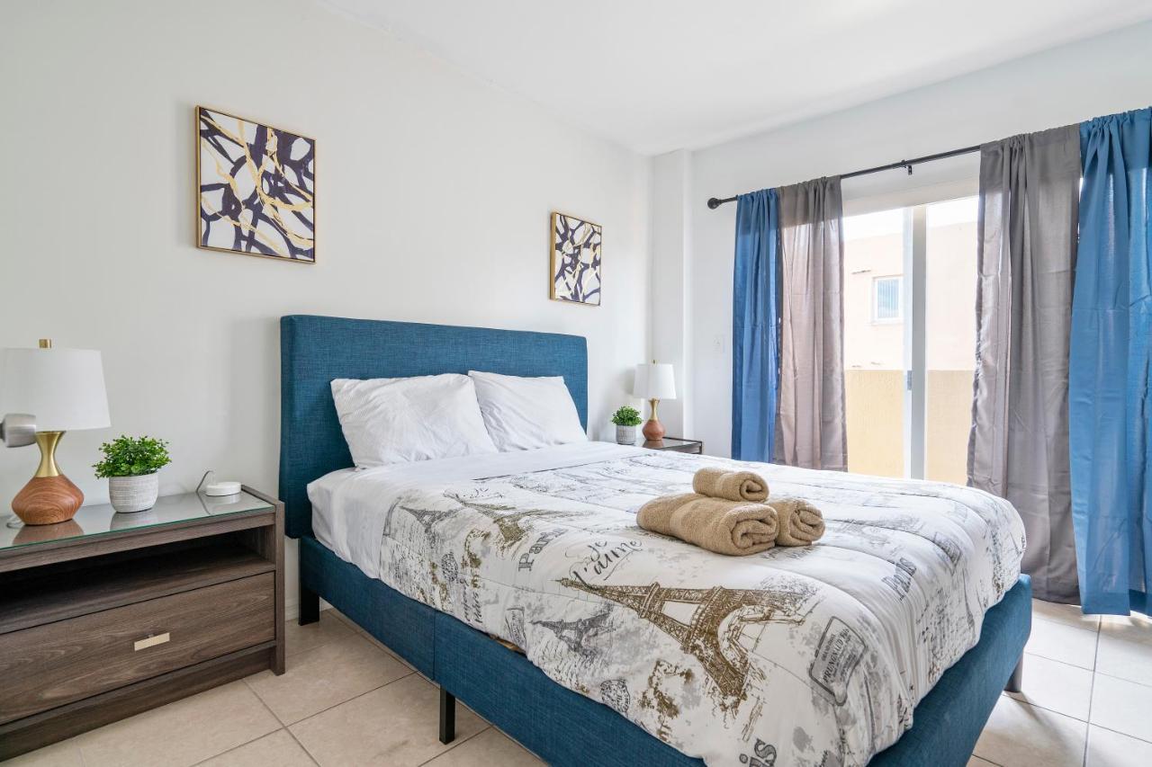 Airport Getaway Apartment Miami Luaran gambar