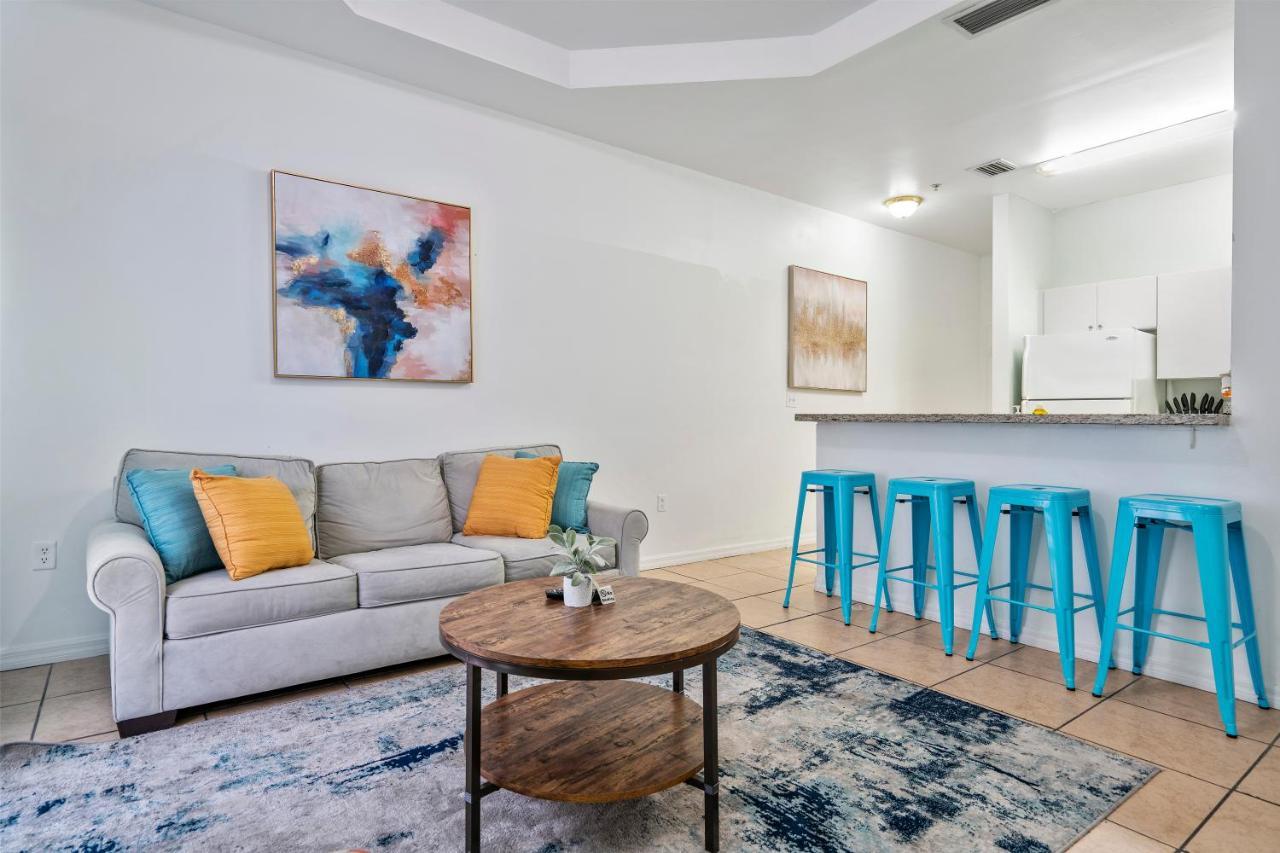 Airport Getaway Apartment Miami Luaran gambar