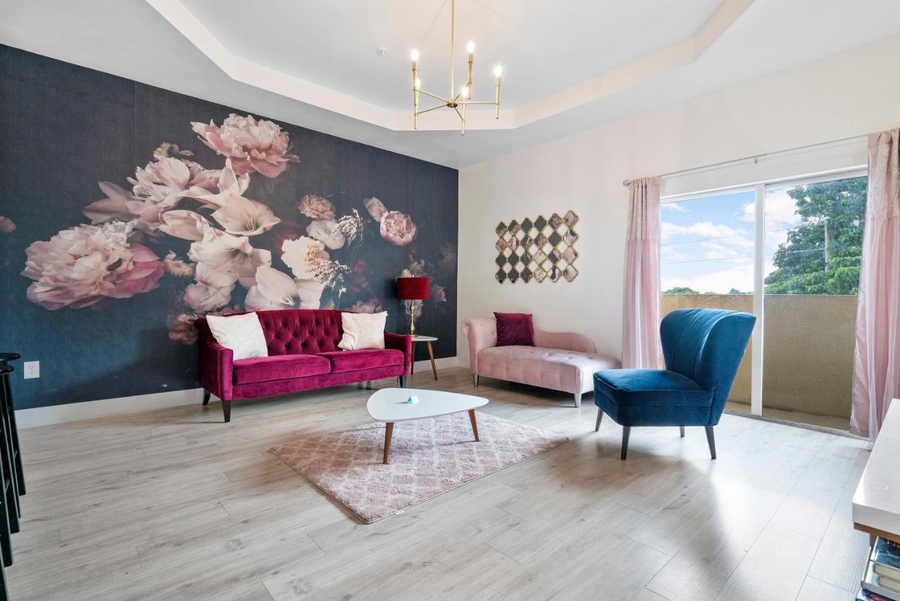 Airport Getaway Apartment Miami Luaran gambar